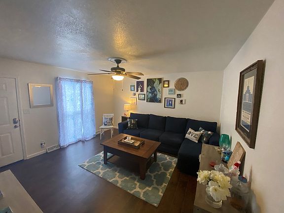 2nd image of 2102 N New St