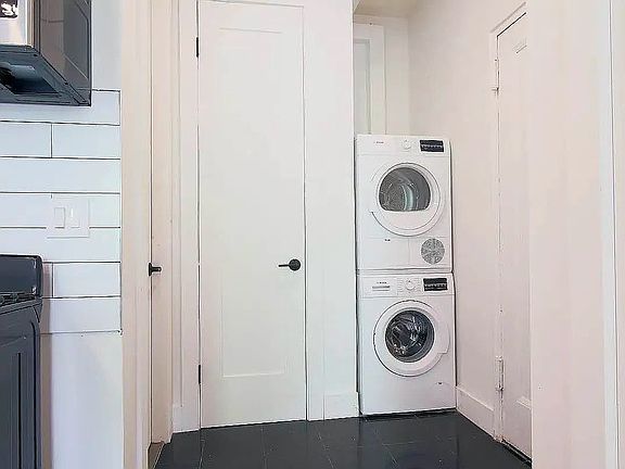 4th image of 156 E 85th St APT 3A