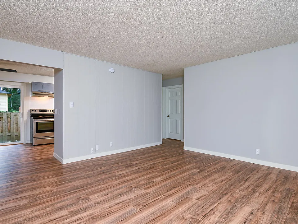 The Hideaway | Spacious Living and Dining Room