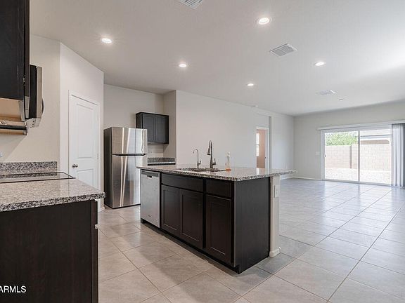 3rd image of 5206 E Gummite Drive
