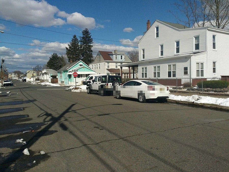 2nd image of 319 Buchanan Ave