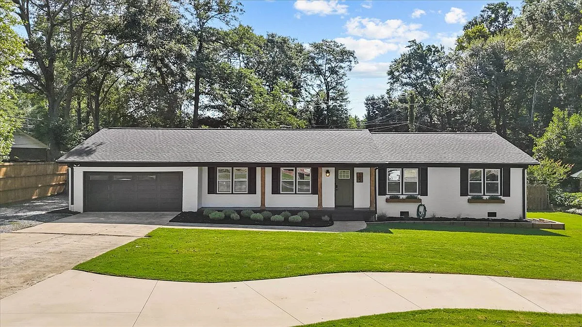 4 bed, 1540 sqft, $5,800 — Photo 3