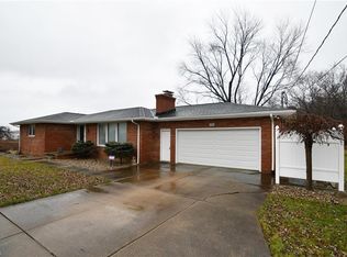 2081 S Bailey Rd, North Jackson, OH 44451