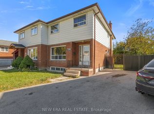 7306 Sills Rd, Mississauga, ON L4T2K1
