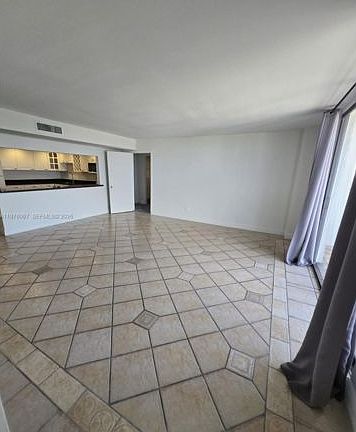 4th image of 1505-13499 Biscayne Blvd #1505