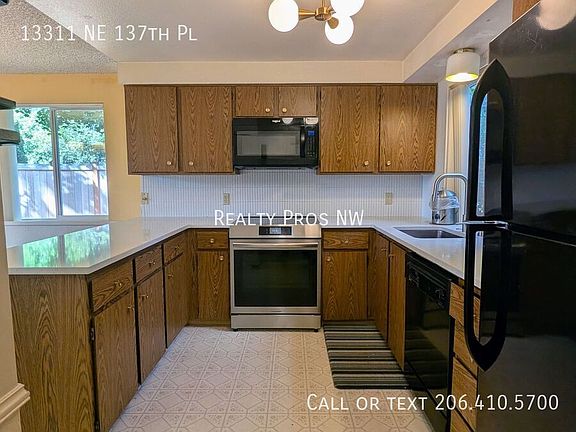 4th image of 13311 NE 137th Pl
