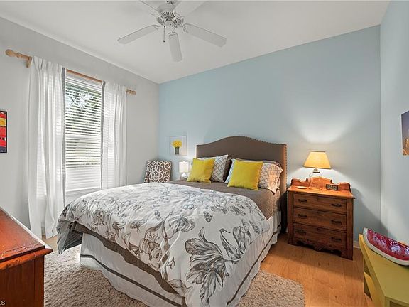 4th image of 26931 Clarkston DR #106