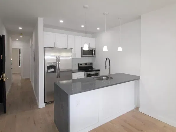534 Court St Floor 2, Brooklyn, NY 11231