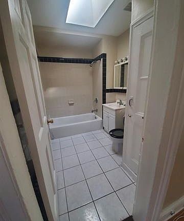 4th image of 32 Belmont Ave