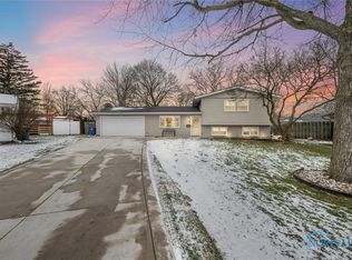 11760 Kingsgate Ct, Perrysburg, OH 43551