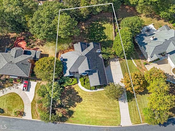 2nd image of 158 Glen Eagle Way