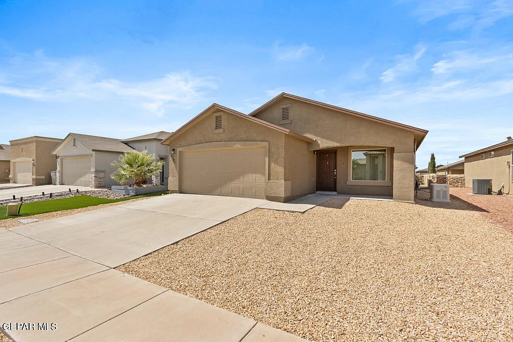 Building Photo - 3721 Loma Jacinto Dr