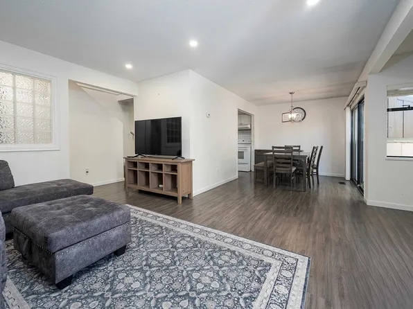 9460 Glenallan Dr #48, Richmond, BC V7A 2S8