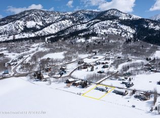 274 W Elkhorn Dr, Star Valley Ranch, WY 83127