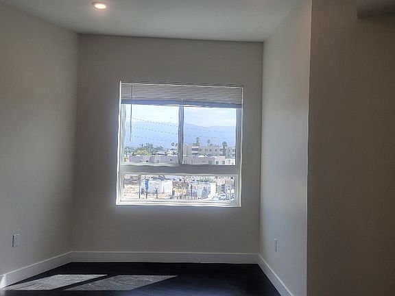 5th image of 5728 Camellia Ave #203