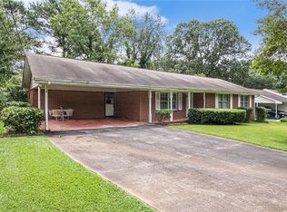 1605 Brockett Rd, Tucker, GA 30084