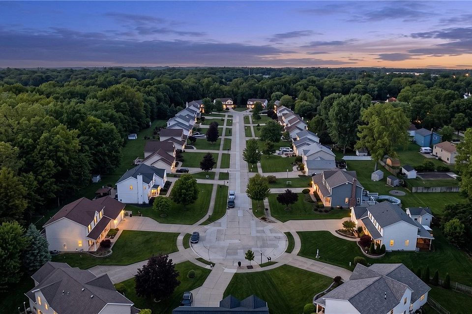 7392 Churchill Sq, Mentor, OH 44060 | Zillow