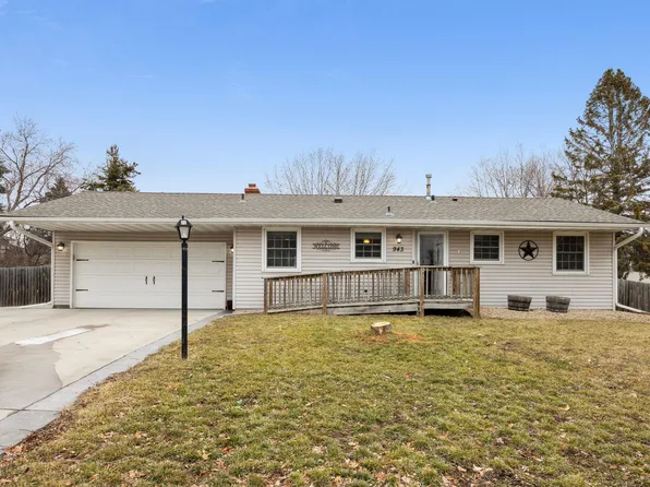 943 Hopewell Ln, Apple Valley, MN 55124