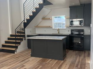 223 Post Oak Dr, Bullard, TX 75757