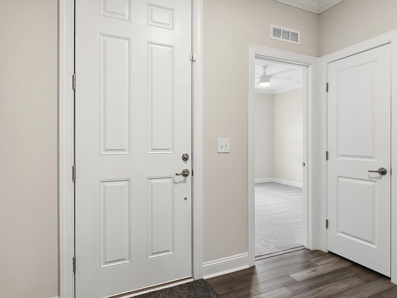 5th image of 289 English Violet Ln