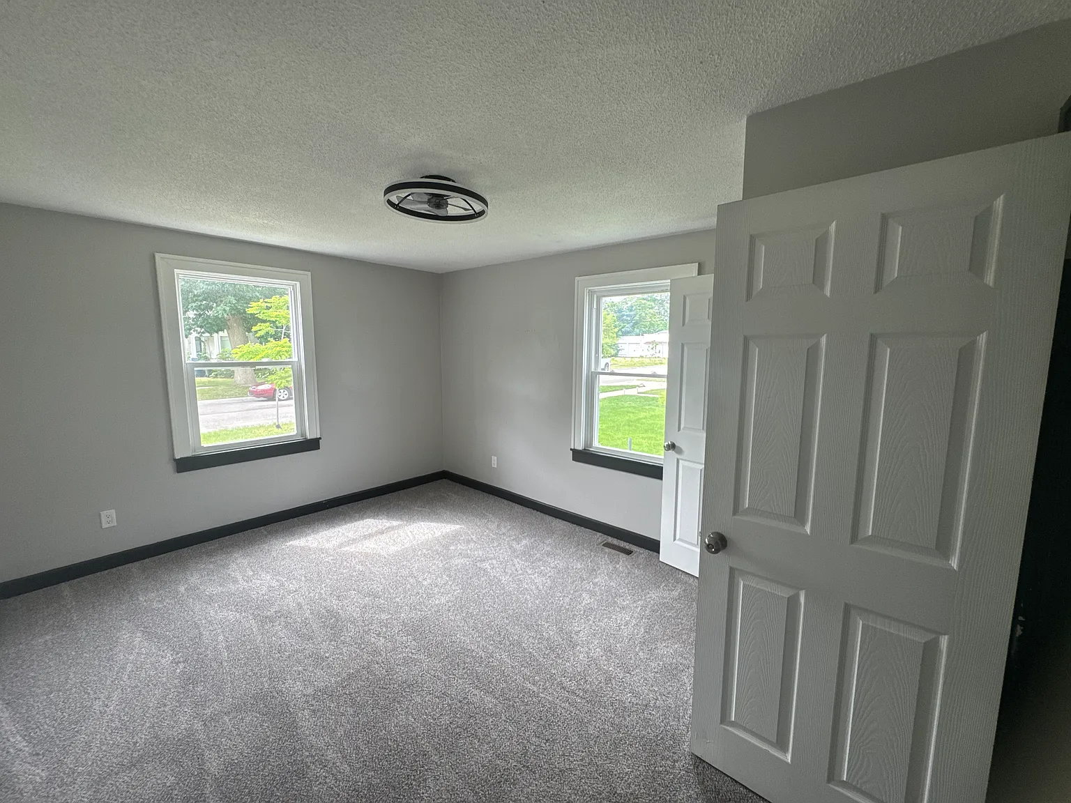 2 bed, 1100 sqft, $1,200 — Photo 3