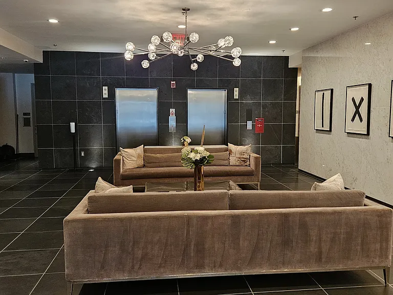 1000 New Jersey Ave SE #703 — Photo 4