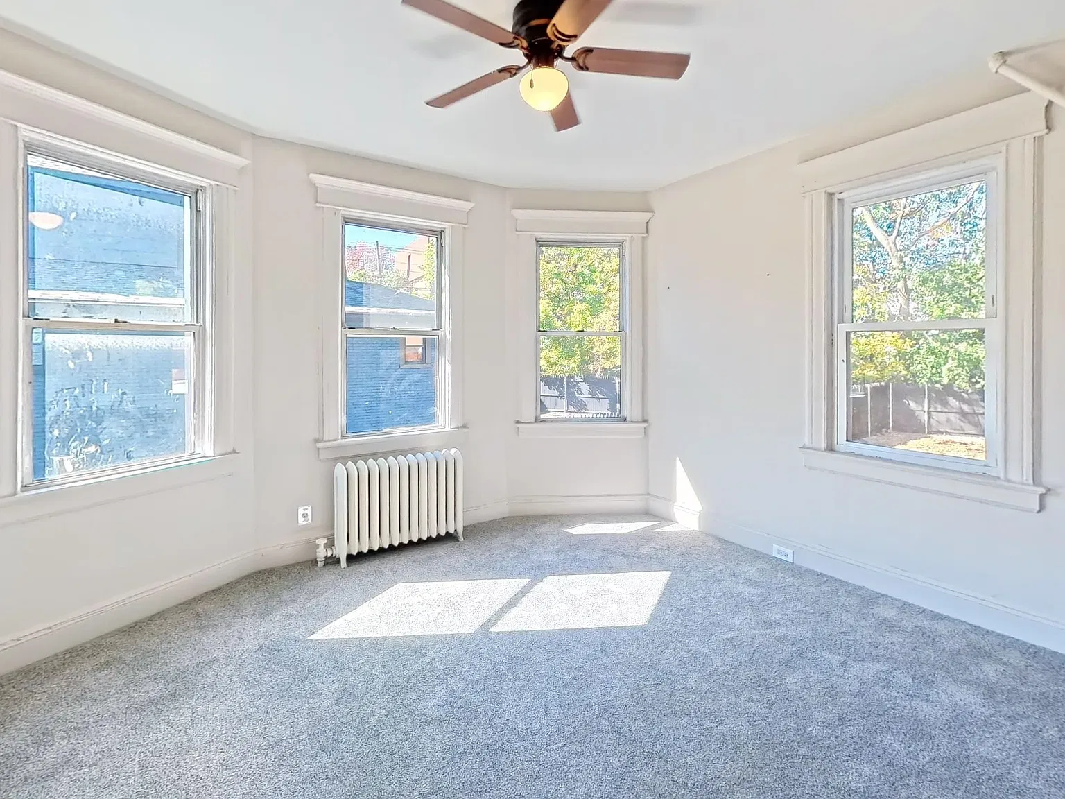 3 bed, 1.0 bath, $3,800 — Photo 4