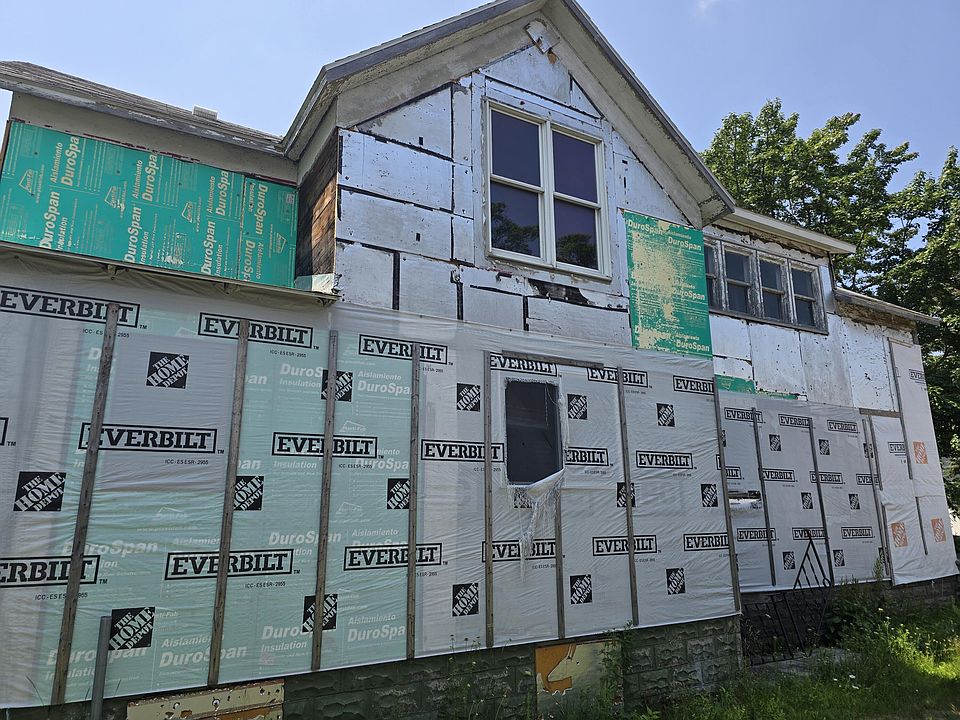 1st image of 216 S 8th Ave