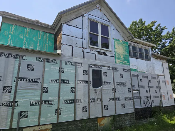 216 S 8th Ave, Alpena, MI 49707