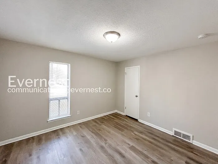 3333 Leschallas Dr — Photo 9