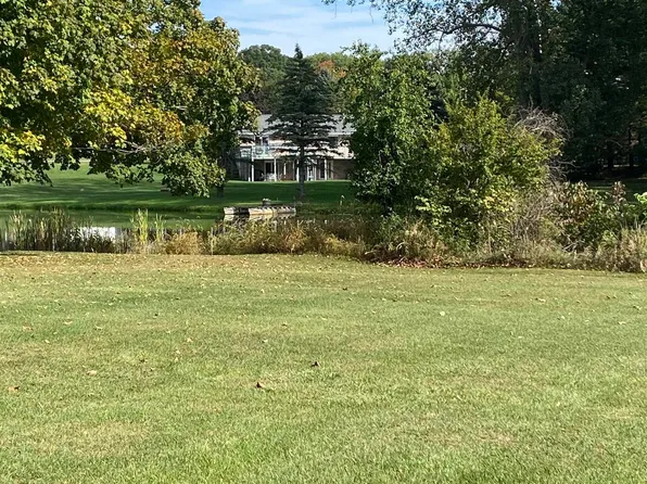 Krista Ln, Winona Lake, IN 46590