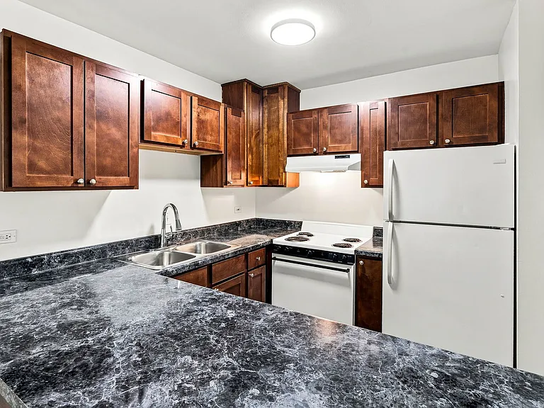 543 Burlington Ave #212 — Photo 3