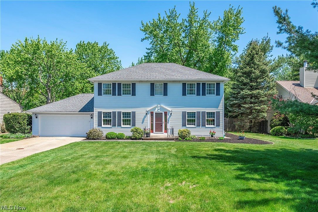 19053 Hunt Rd, Strongsville, OH 44136 Zillow