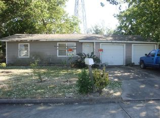 119 Interurban St, League City, TX 77573