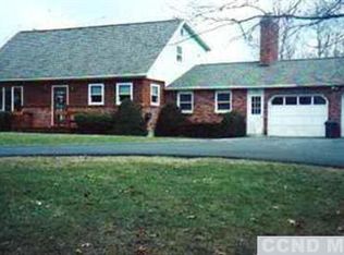 33 Hunter Dr, Valatie, NY 12184