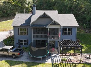 51 Red Mountain Rd, Sylva, NC 28779