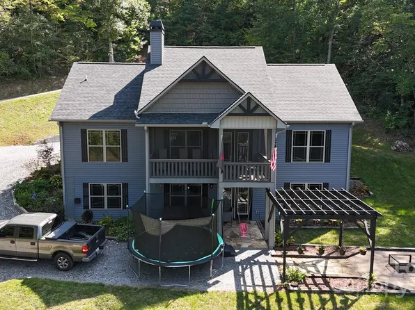 51 Red Mountain Rd, Sylva, NC 28779