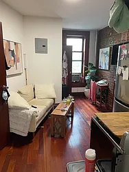 Rented by MOTION New York