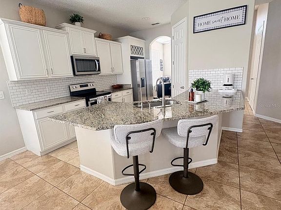 4th image of 2248 STONE LAKE COURT