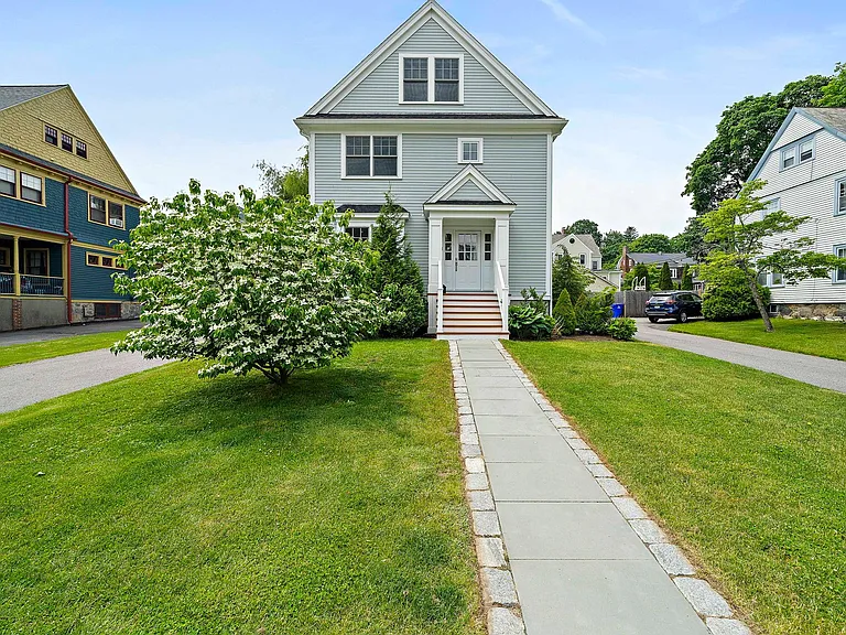 8 Kirk St — Photo 28