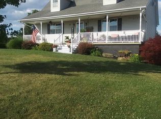 86 Maxwell Ln, Moundsville, WV 26041
