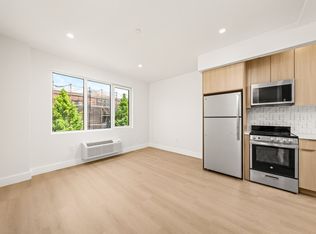 102 53rd St #3C, Brooklyn, NY 11203