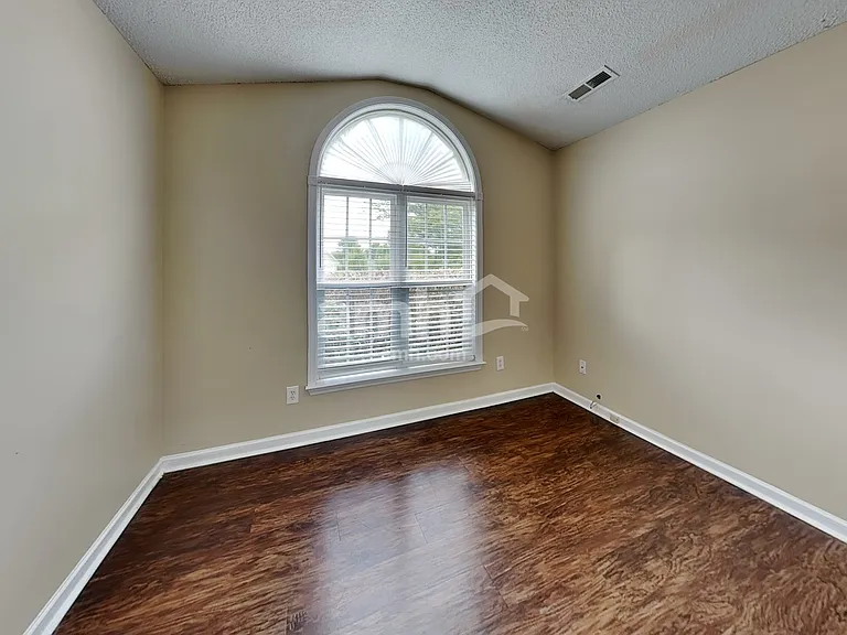 301 Kingfisher Dr — Photo 12
