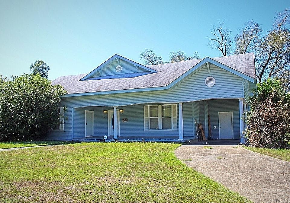 2nd image of 723 W Main St