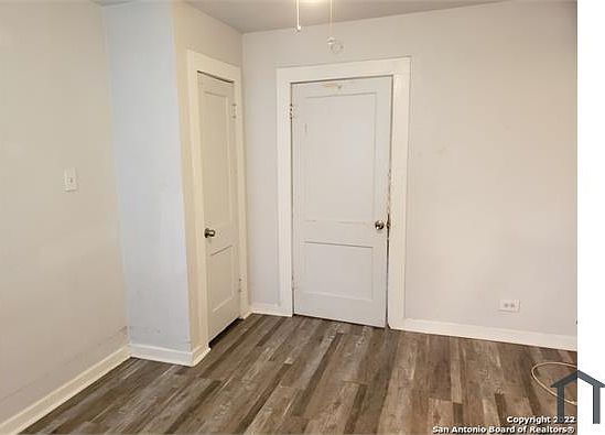 4th image of 203 W Lambert St #1