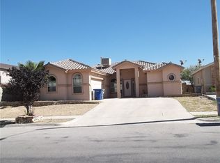 2092 Crystal Ridge St, El Paso, TX 79938
