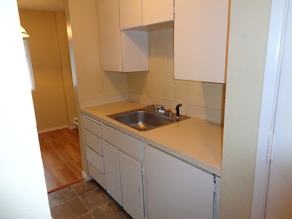 5th image of 7429 Rainier Ave S APT 203