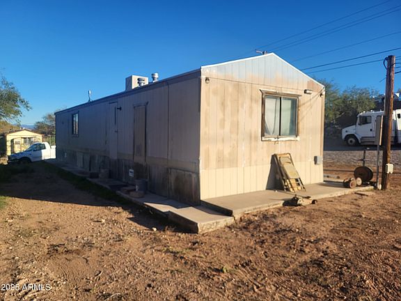 4th image of 890 Calle Tomallo --
