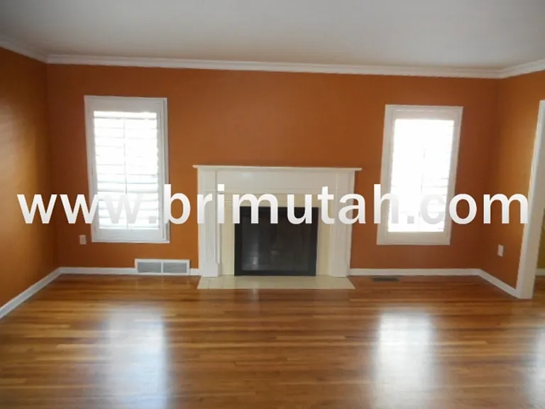 1632 E Kensington Ave — Photo 2