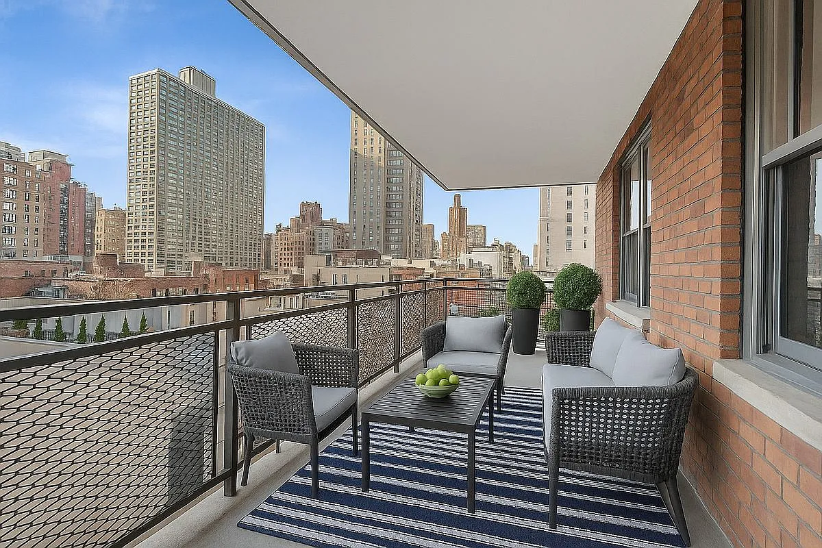 345 E 81st St APT 9N photo 1